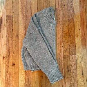 Abercrombie Wedge V-Neck Sweater